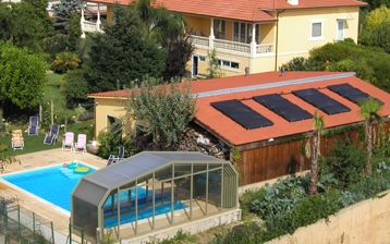 Solare termodinamico: per utilizzare la piscina tutto lanno Riscaldamento piscine esterne