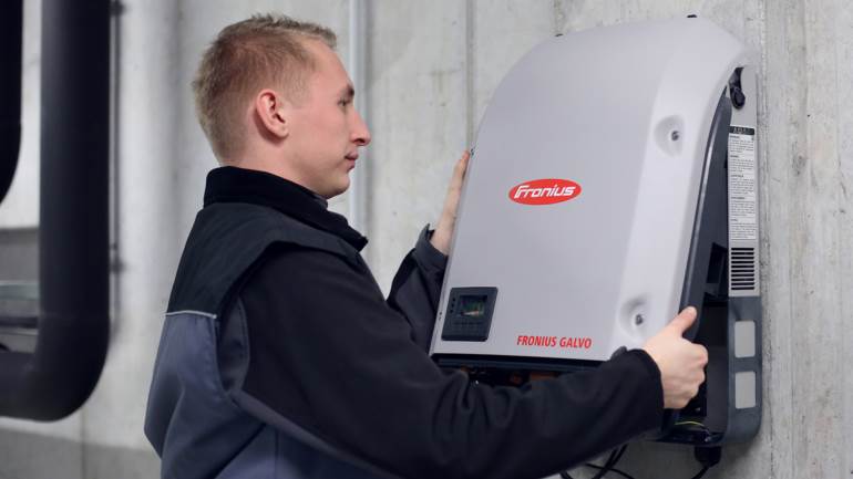 fronius-snapinverter-installation-steps-04-169